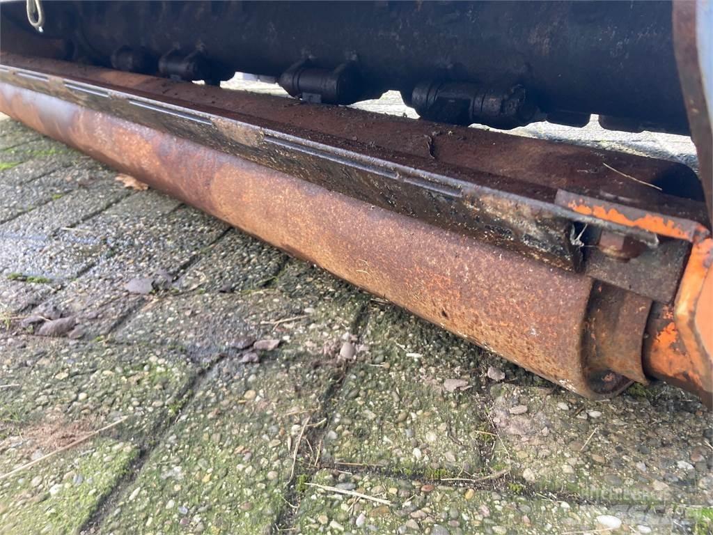  Cancela TGB-180D 長草、修整和環繞割草機