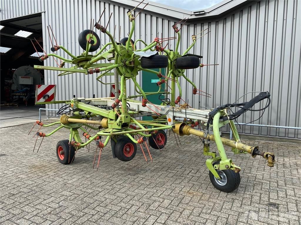 CLAAS volto 1050T 耙與翻草機