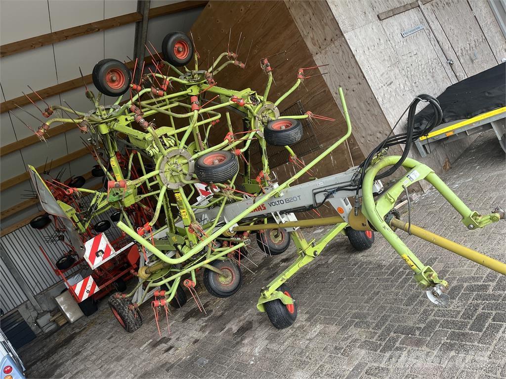 CLAAS volto 1320T 耙與翻草機