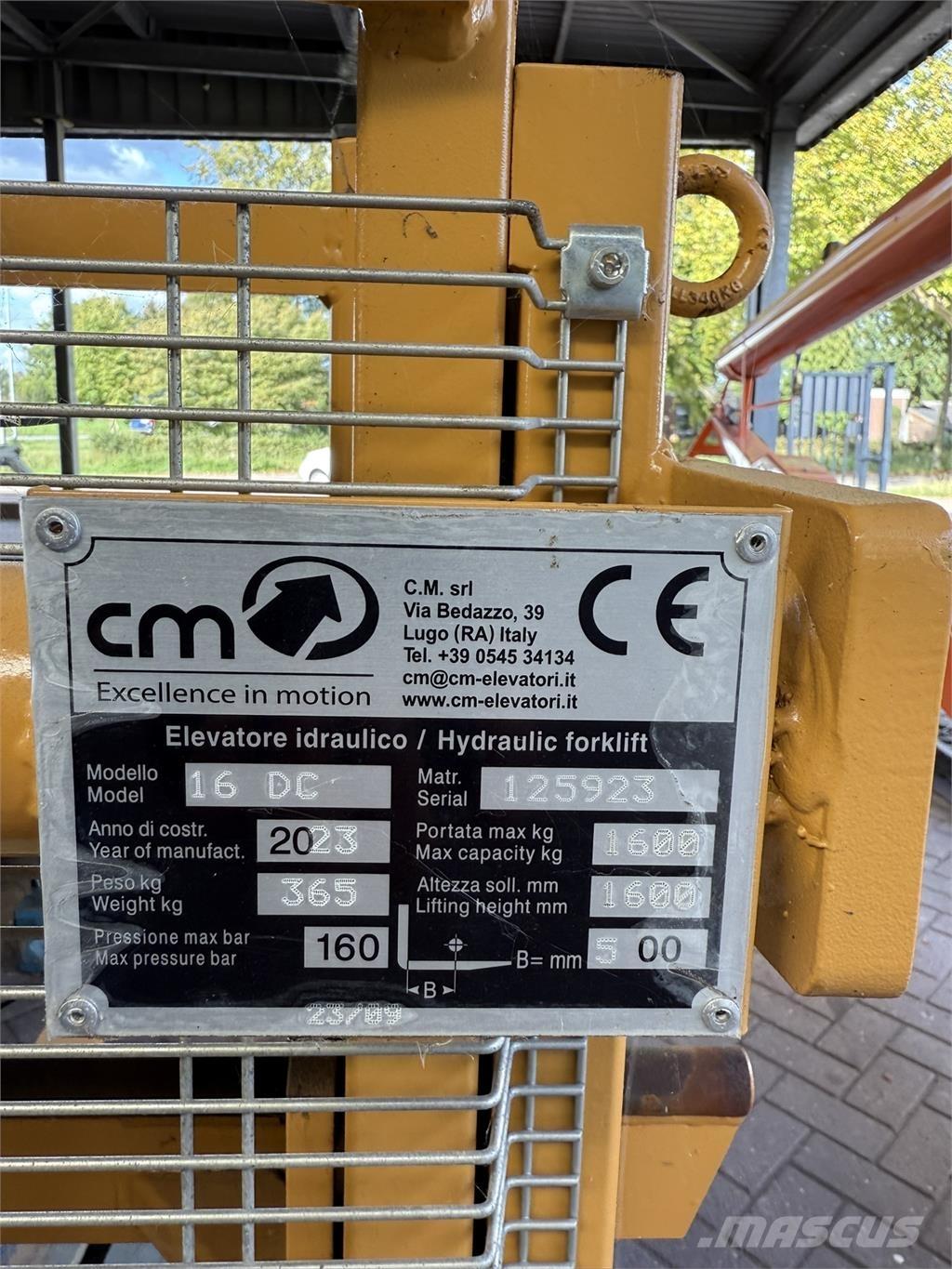 CM 16 DC DUPLEX 其他裝載挖掘裝置和配件