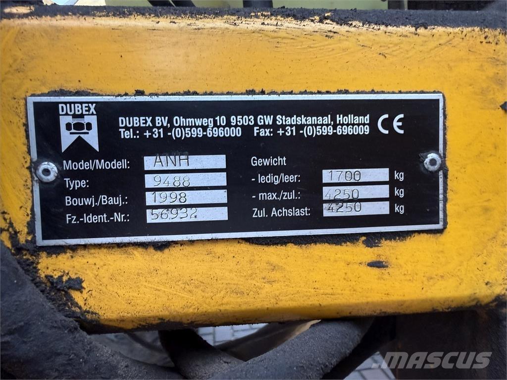 Dubex Junior 2427 自走式噴霧機