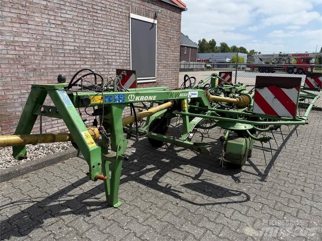 Krone KWT11.02 耙與翻草機