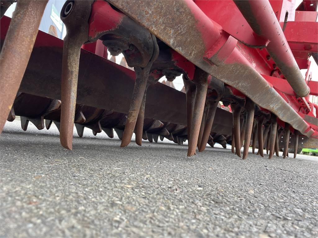 Lely 300-35 動力耙和旋轉式耕耘機