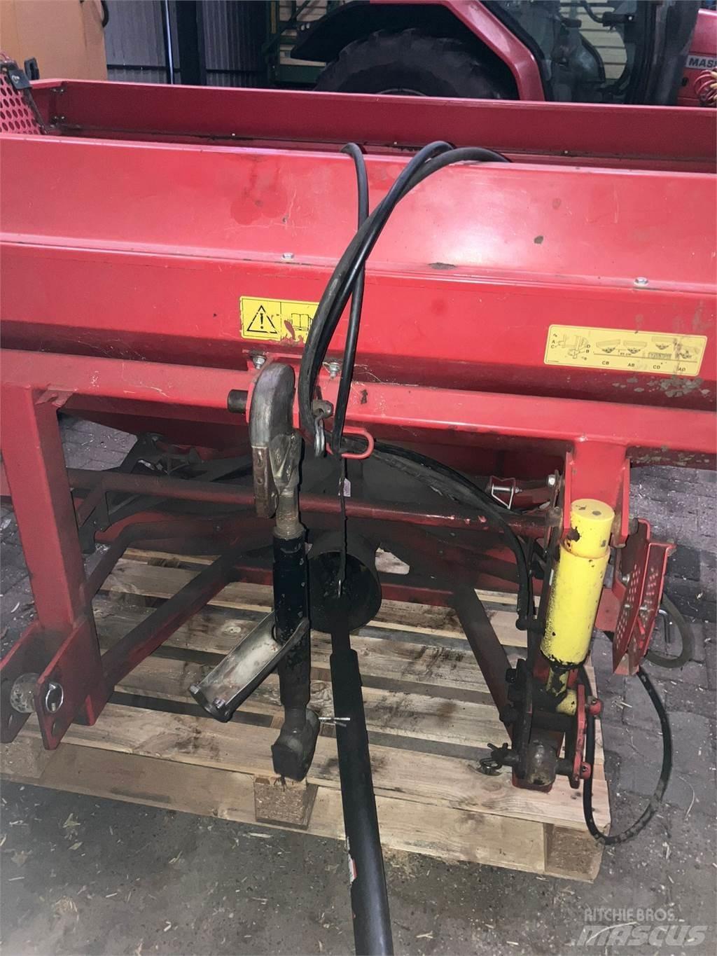 Lely centerliner 肥料撒布機