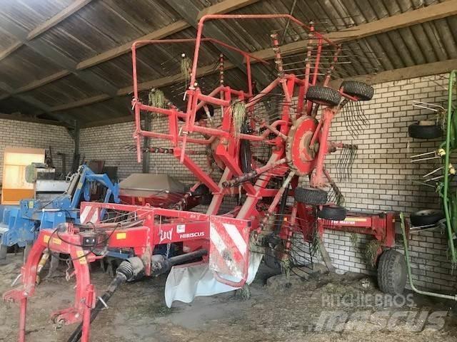 Lely Hibiscus 725 耙與翻草機