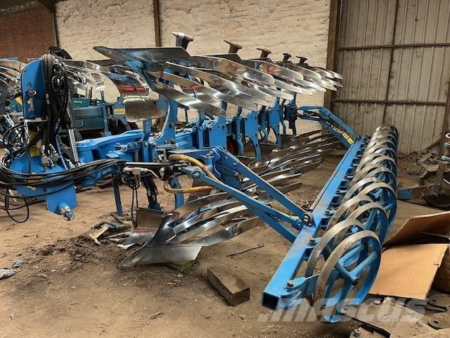 Lemken Juwel 8 V 傳統犁