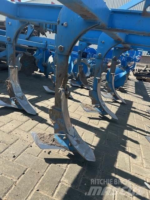 Lemken Karat 9/300 中耕管理機