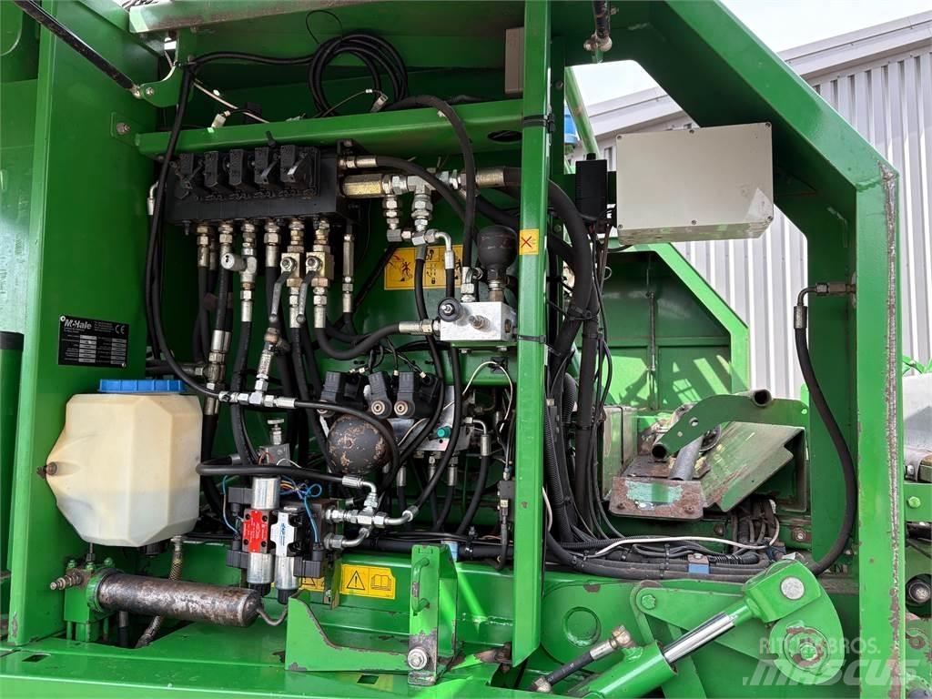 McHale Fusion 方形打捆機