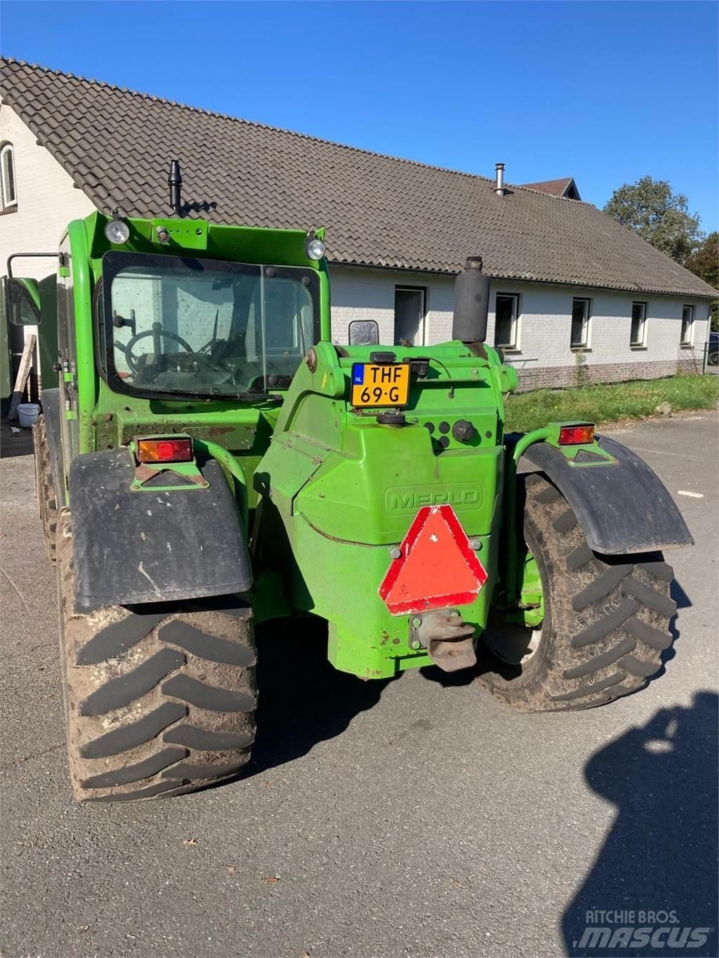 Merlo 32.6 L Plus 農業用伸縮臂裝載機