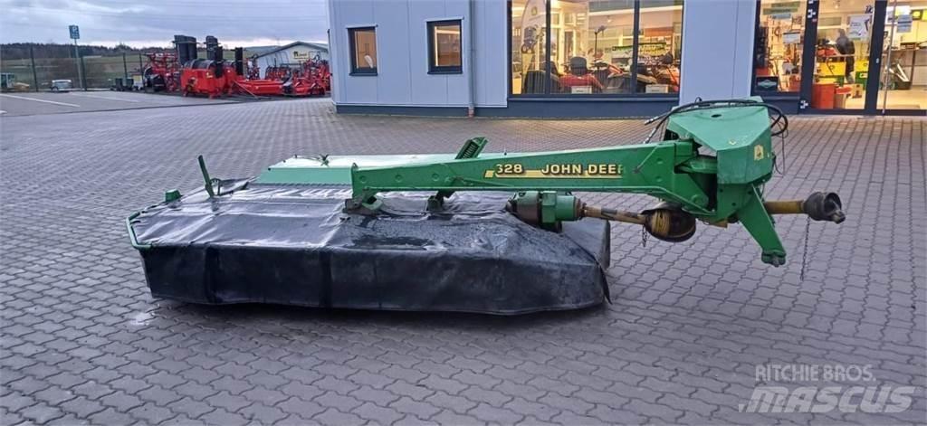John Deere 328 割草劑