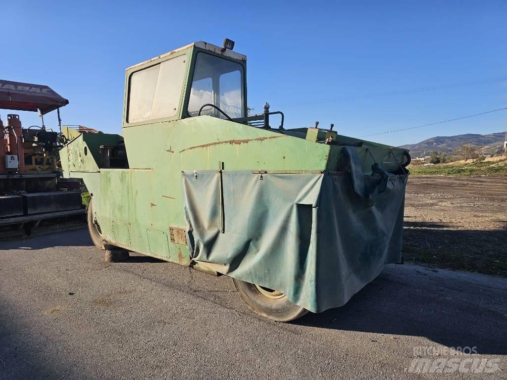 Corinsa 12/22 土壤壓實機