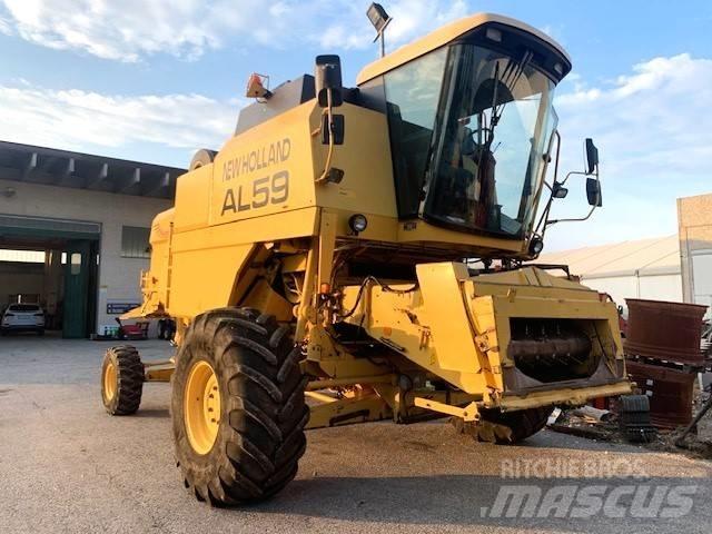 New Holland AL 59 聯合收穫機