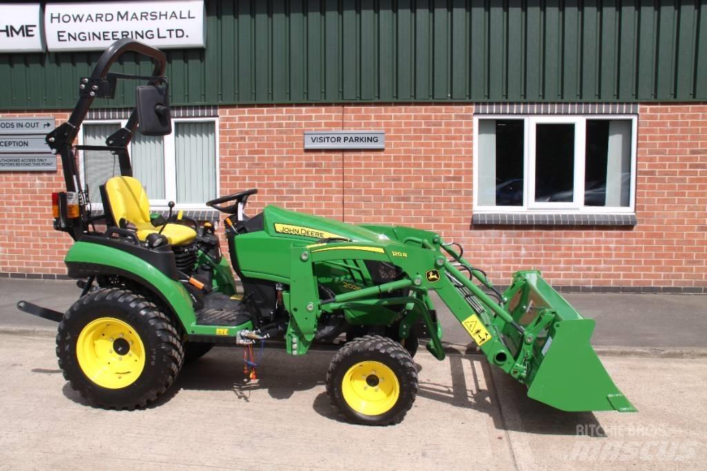 John Deere 2026R 曳引機