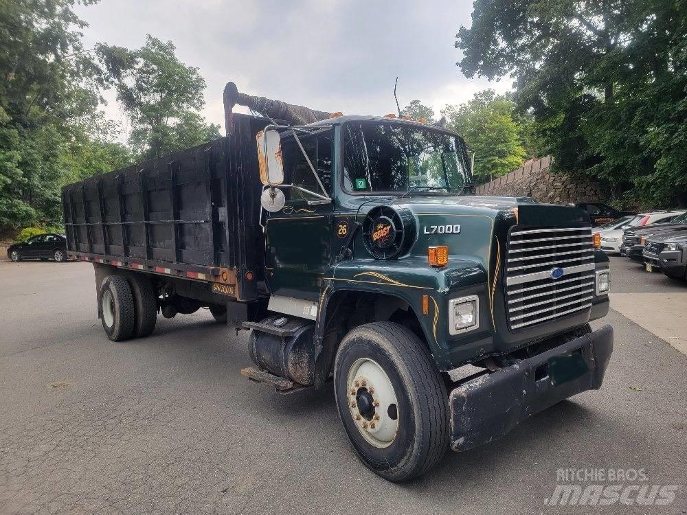Ford L 7000 傾卸式卡車