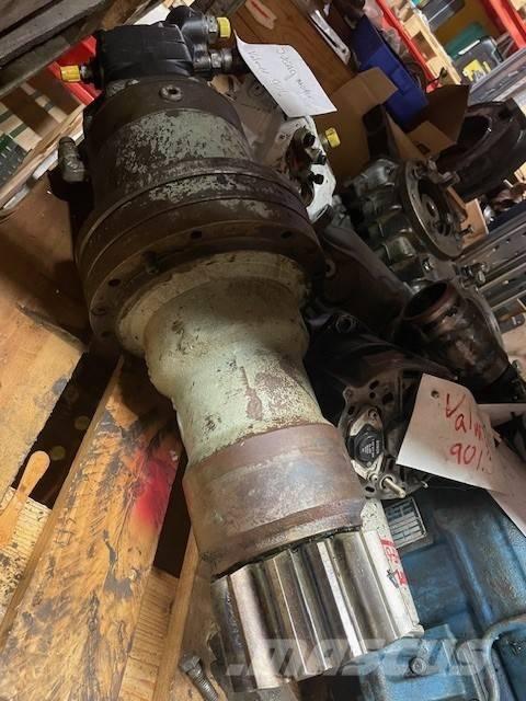 Valmet 901 引擎/發動機