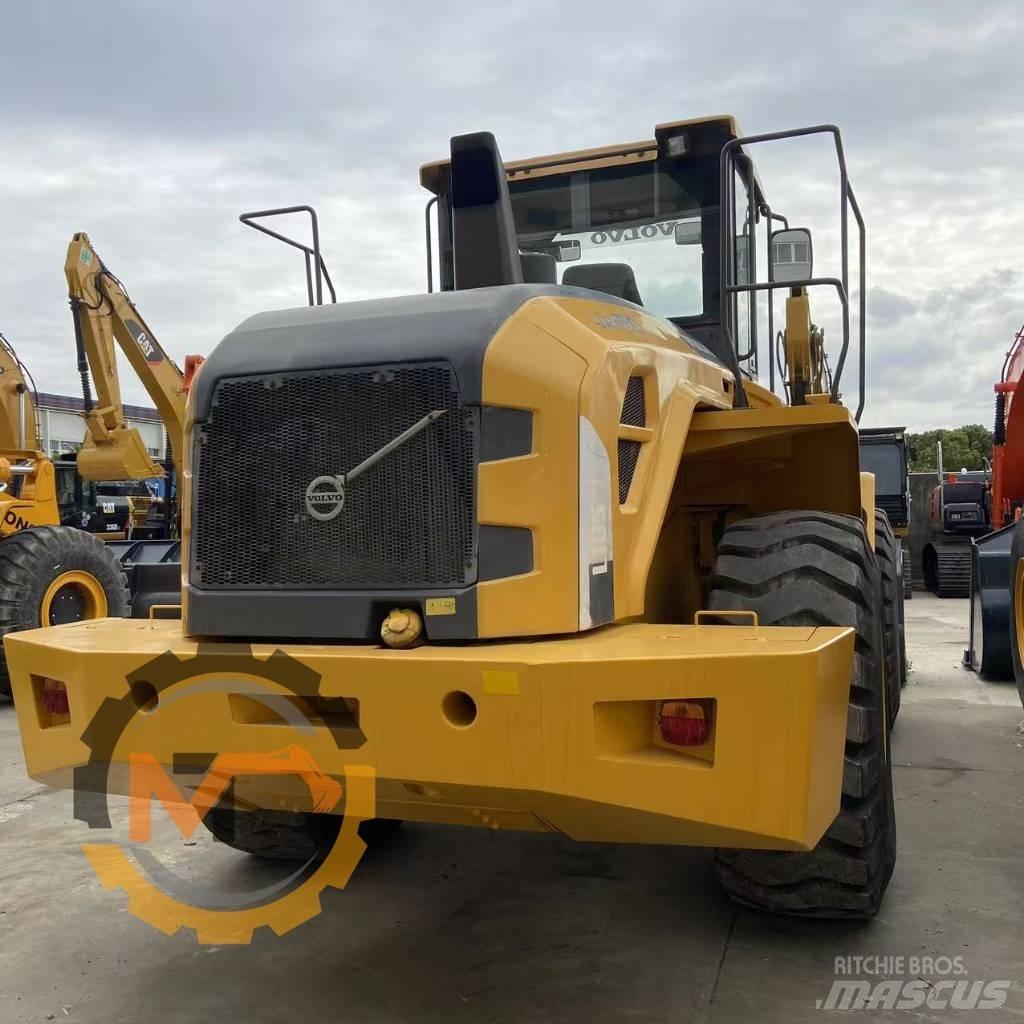 Volvo L 105 輪胎式裝載機