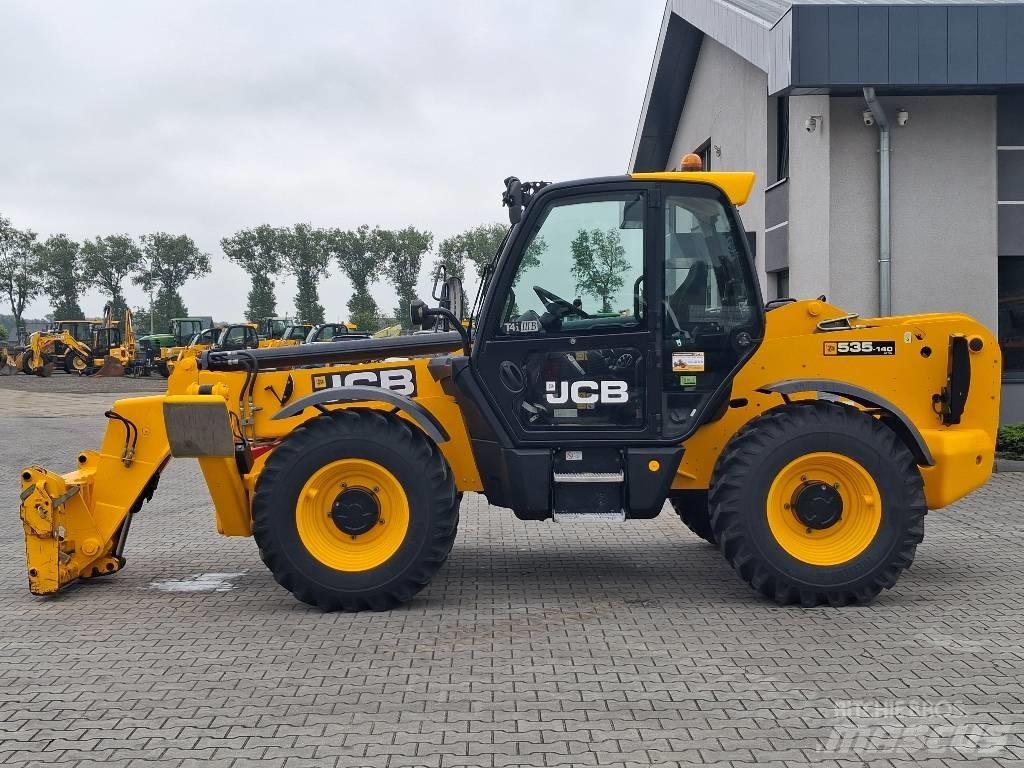 JCB 535-140 Hiviz 伸縮臂操作車