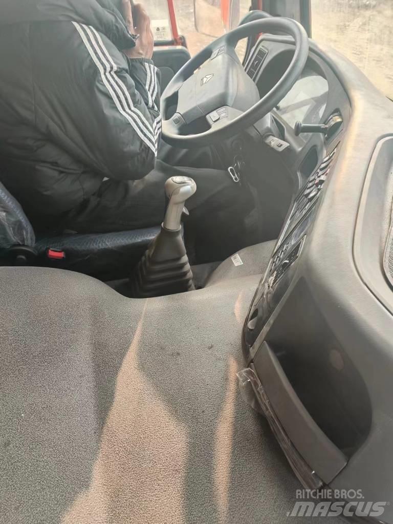 Howo 371 8x4 傾卸式卡車