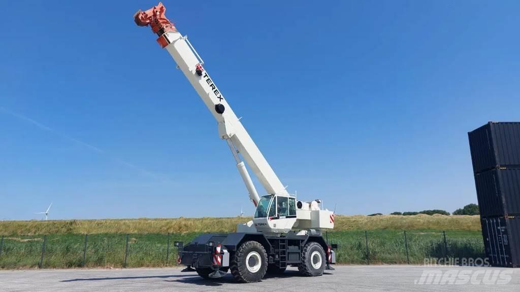 Terex A600 越野起重機