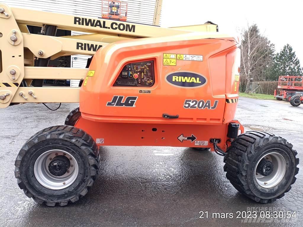 JLG 520AJ 曲臂高空作業車