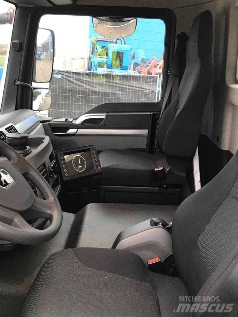Palfinger P 370 KS 卡車裝載高空作業車
