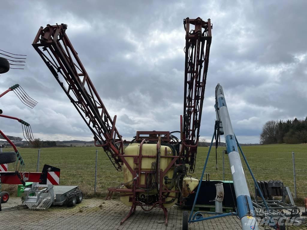 Hardi Mega 1200 承載式噴霧機