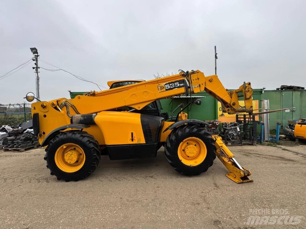 JCB 535-125 伸縮臂操作車