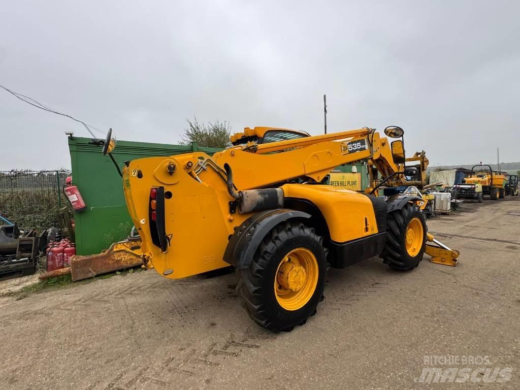 JCB 535-125 伸縮臂操作車