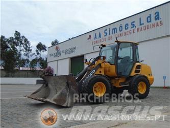 Volvo L 25 F 輪胎式裝載機