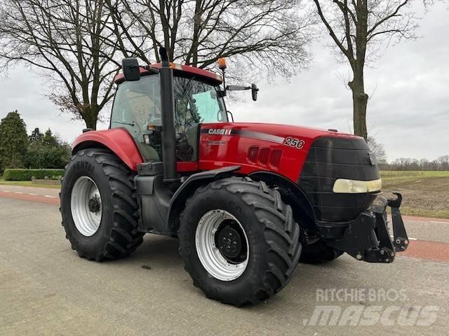 Case IH Magnum 250 曳引機