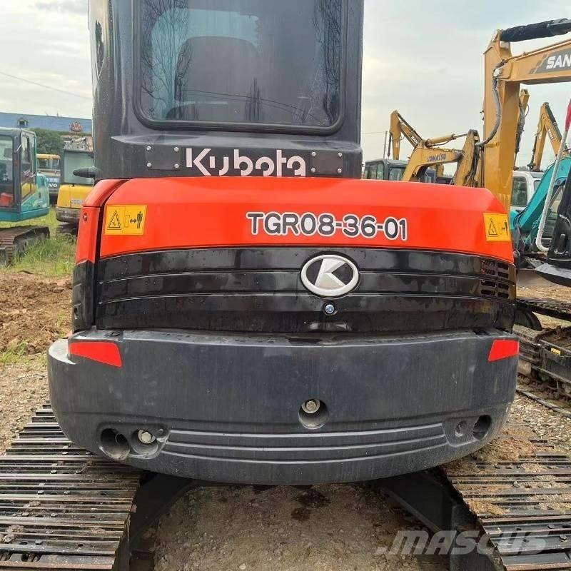 Kubota U 48 小型挖土機/掘鑿機<7t(小型挖掘機)