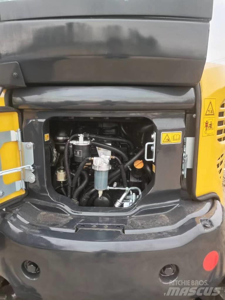 Komatsu PC 35 小型挖土機/掘鑿機<7t(小型挖掘機)