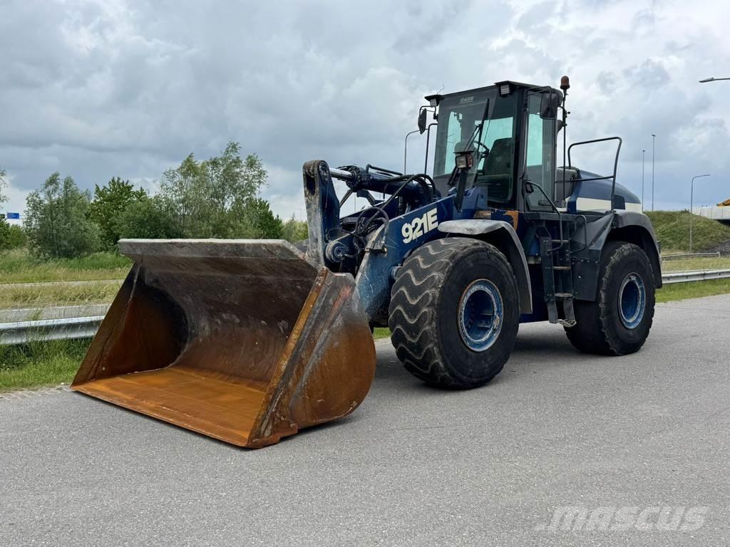 CASE 921E 輪胎式裝載機