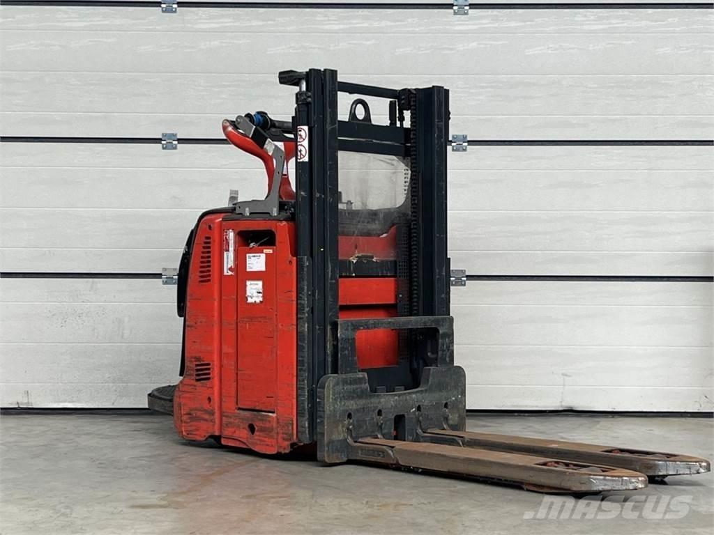 Linde D12 AP 行走控制式堆積機