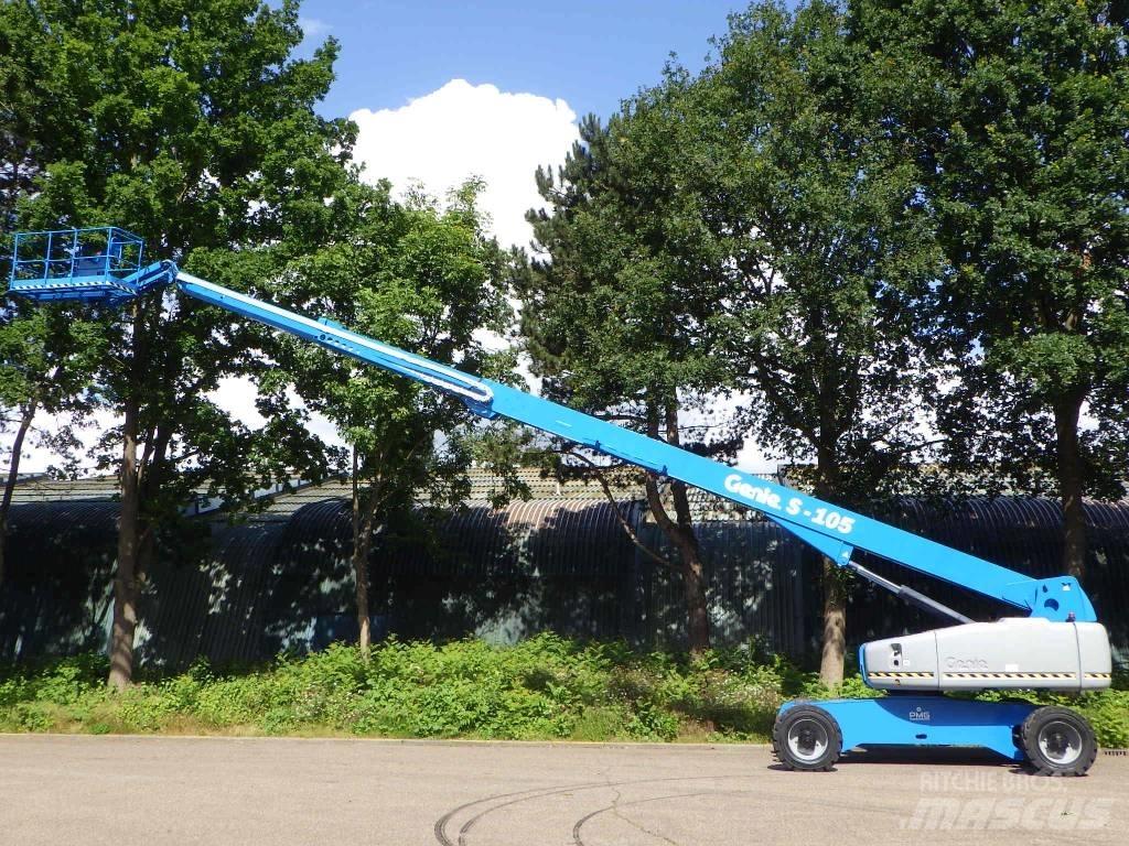 Genie S105 伸縮臂高空作業車