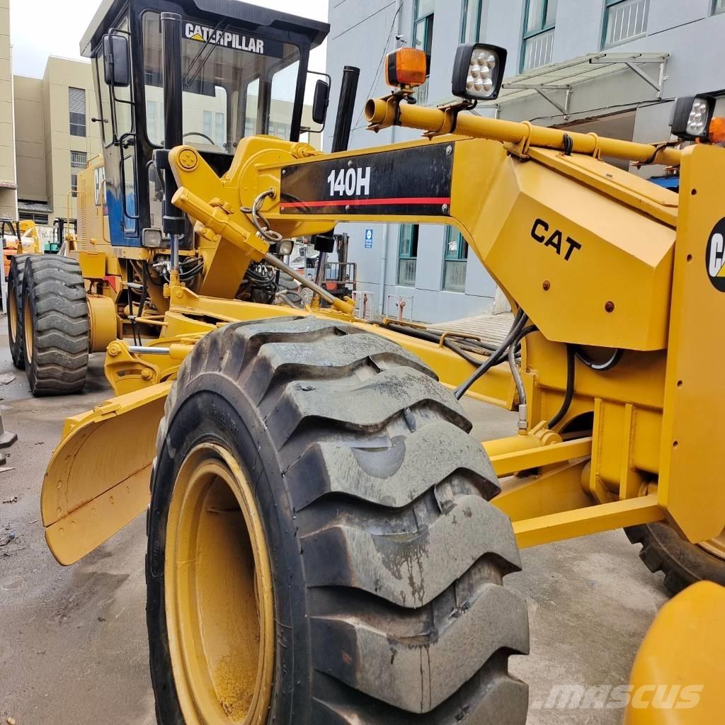 CAT 140 H 平土機