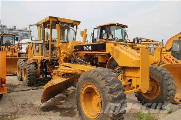 CAT 140 H 平土機