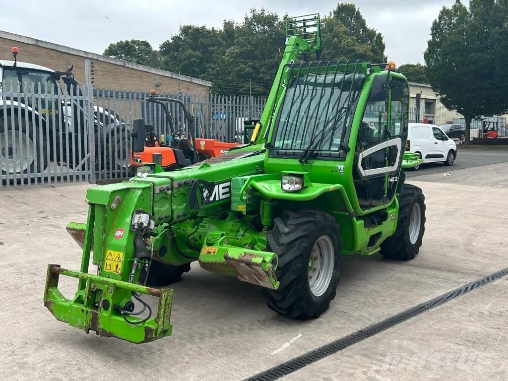 Merlo P 40.13 伸縮臂操作車