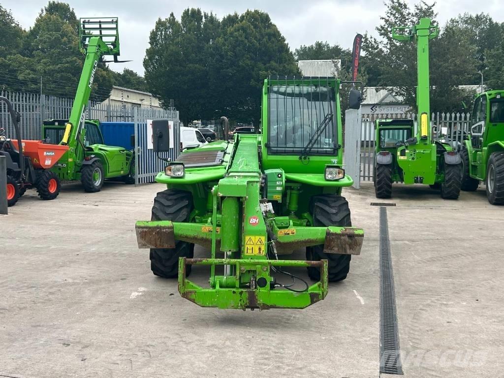 Merlo P 40.13 伸縮臂操作車