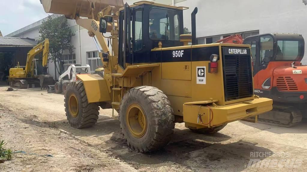 CAT 950 F 輪胎式裝載機