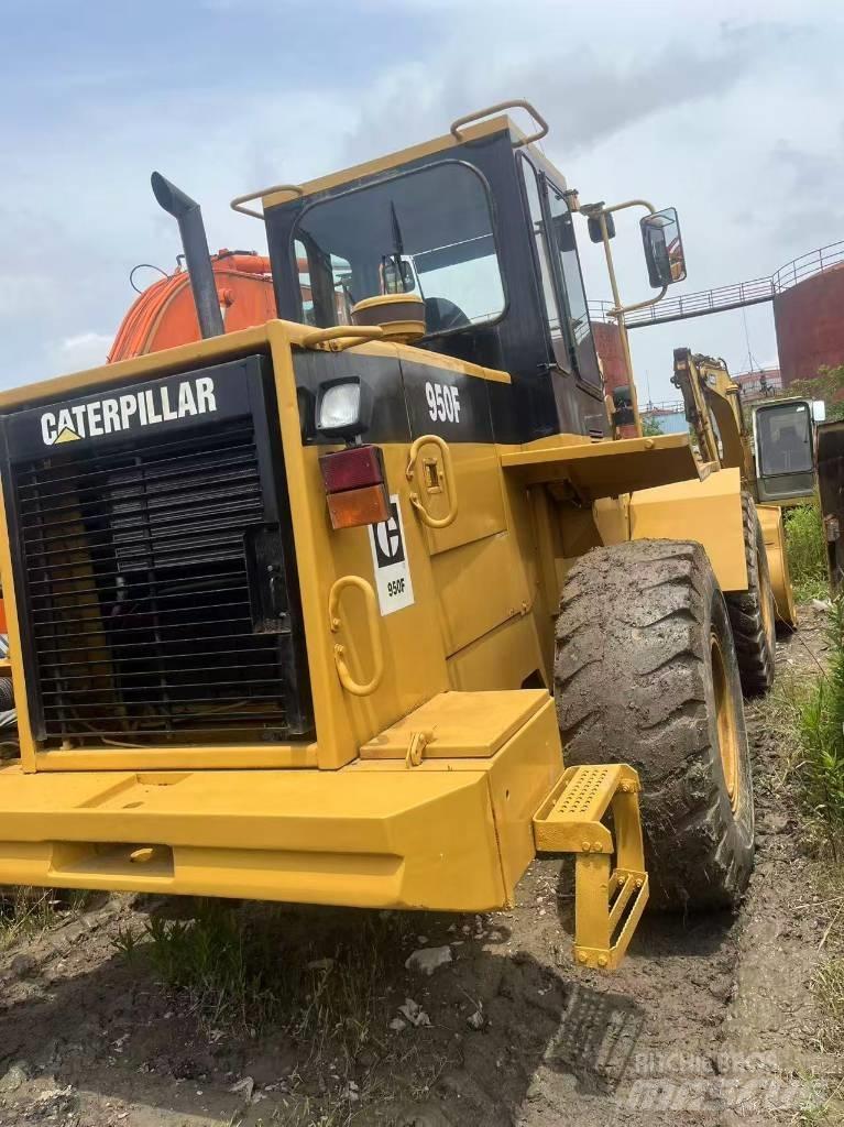 CAT 950 F 輪胎式裝載機