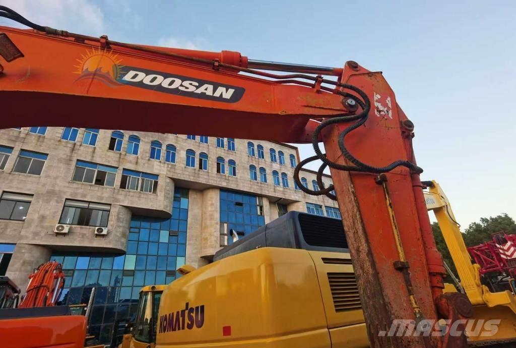 Doosan DH 150 W-7 旋轉式挖土機/掘鑿機/挖掘機