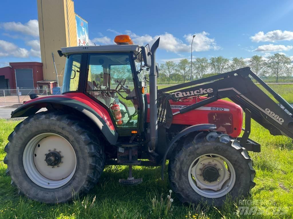 Massey Ferguson 8220 曳引機