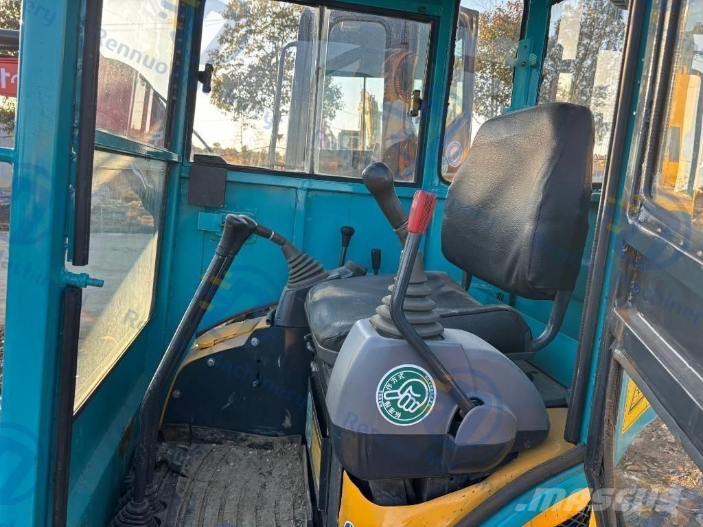 Kubota U 17 小型挖土機/掘鑿機<7t(小型挖掘機)