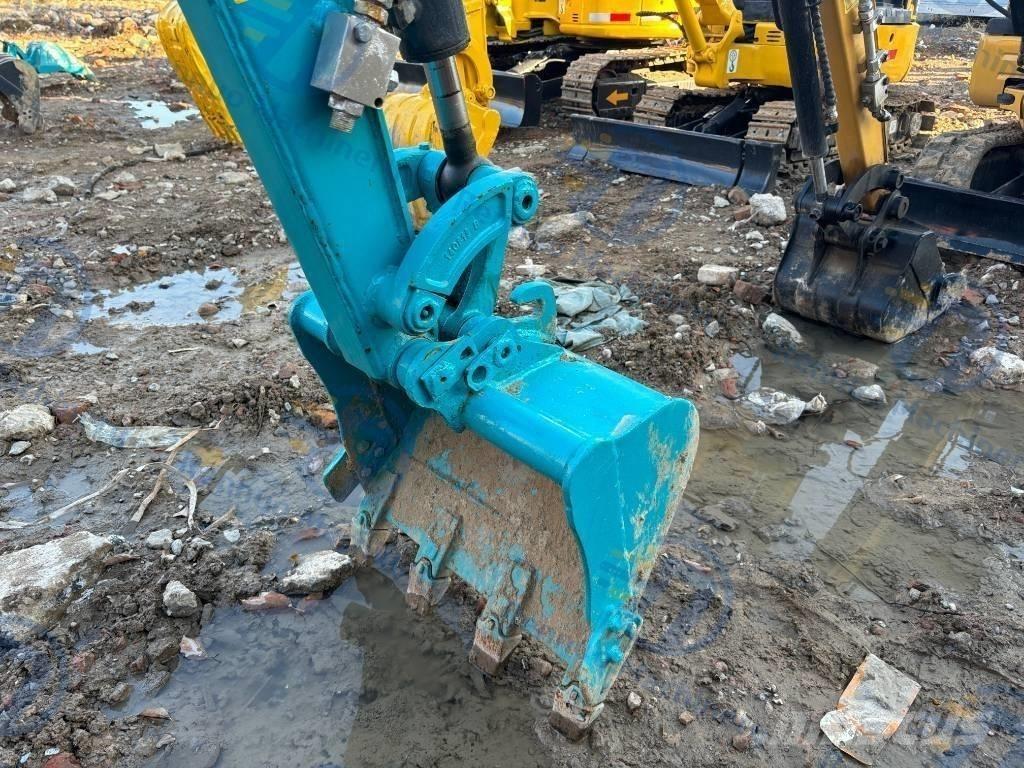 Kubota U 17 小型挖土機/掘鑿機<7t(小型挖掘機)