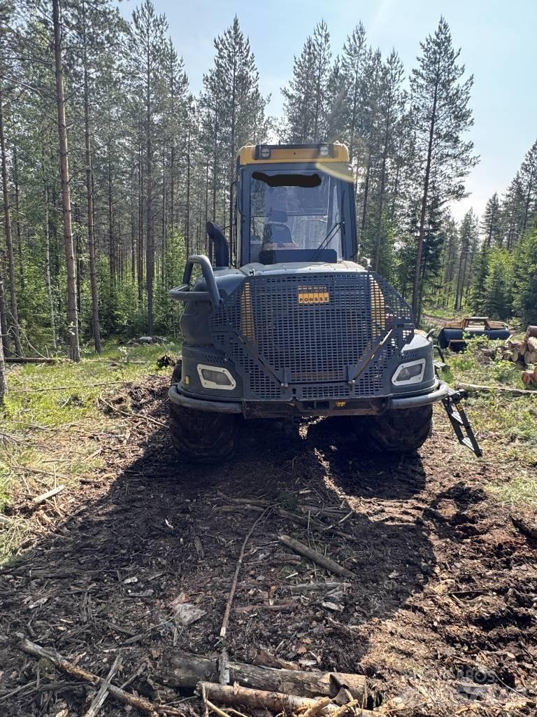 Ponsse BUFFALO 8W 集運機