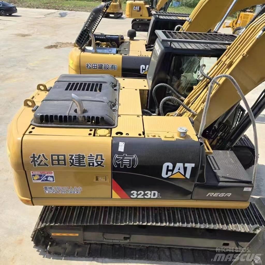 CAT 323 D 履帶式 挖土機/掘鑿機/挖掘機