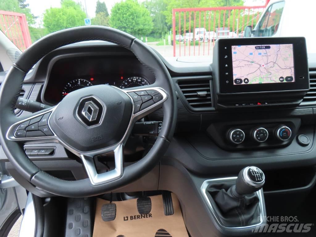 Renault Trafic 廂式貨物運輸車