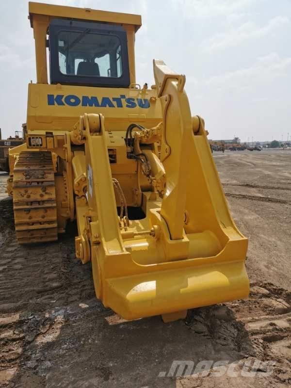 Komatsu d375a 履帶推土機