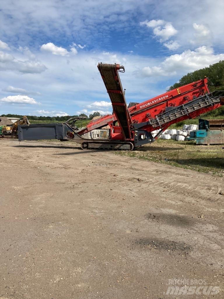 Sandvik QA 441 篩分機